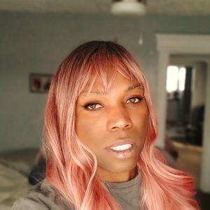 Meet your Posher, Coryn